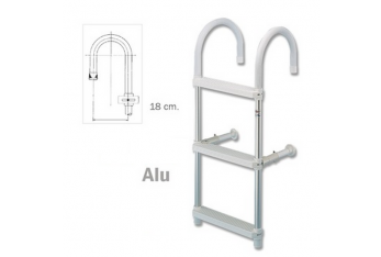 Escalera para embarcaciones con curvas de ataque.